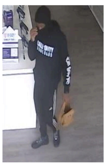 Police Seek The Publics Help In Identifying Armed Robbery Suspect Newark Department Of Public 2739