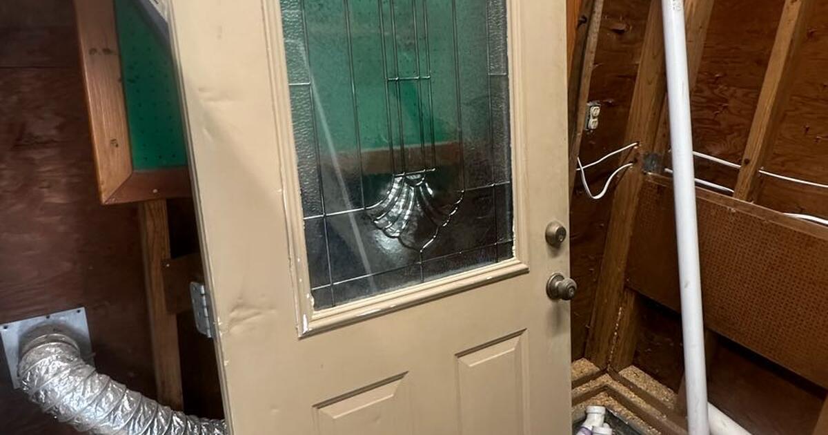 36 inch exterior door for 100 in Chattanooga, TN For Sale & Free