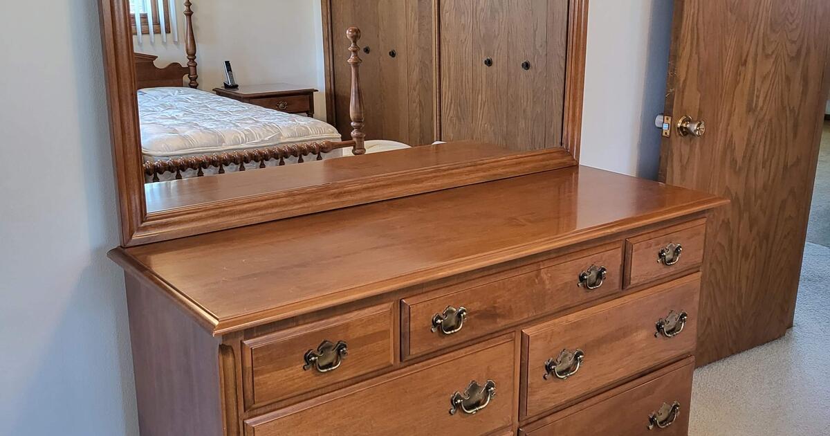 Two Ethan Allen Dressers for 200 in Madison, WI For Sale & Free