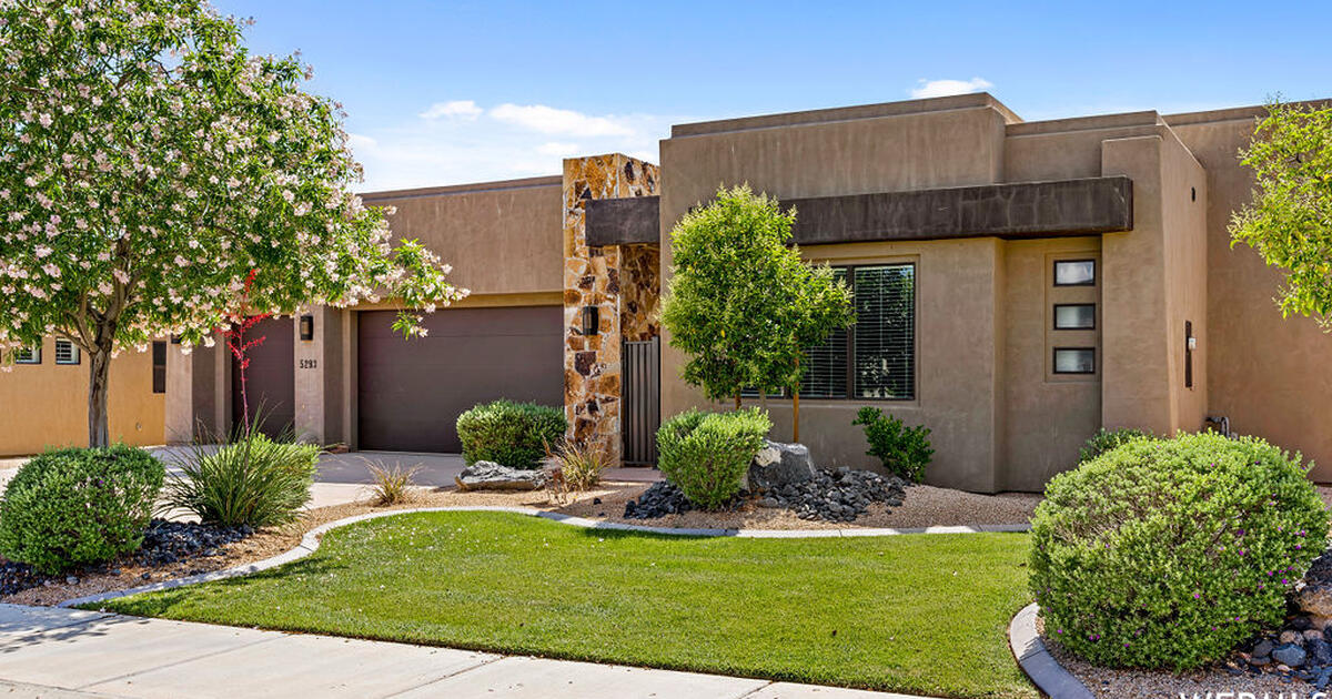 Beautiful home for sale at the Ledges in St. PRICE REDUCED