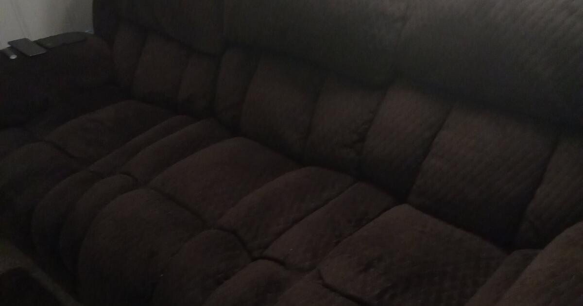 Couch 4 sale 75 for 75 in Evansville, IN Finds — Nextdoor