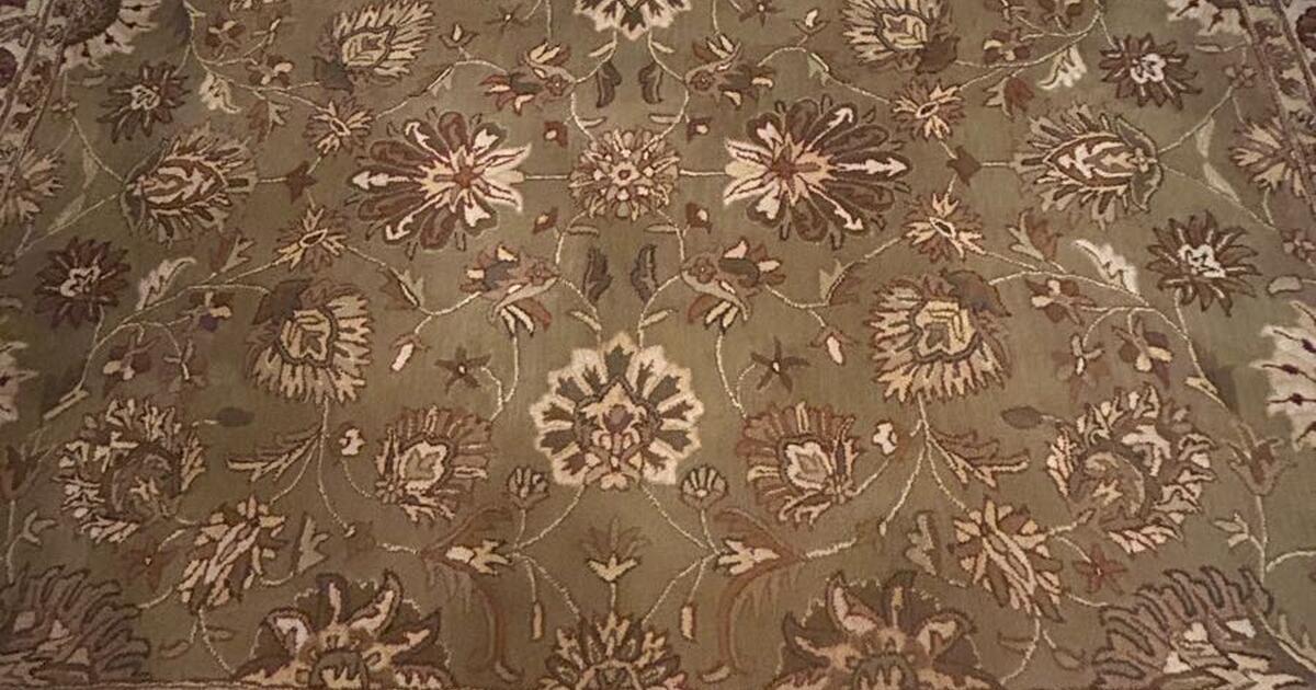 Large 10’ x 8’ Area Rug for $50 in Brentwood, CA | For Sale & Free ...