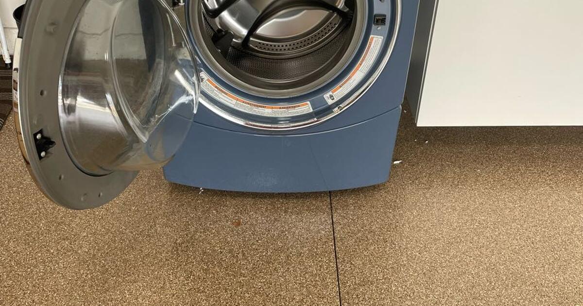 Washer & Gas Dryer Stacked for 350 in San Diego, CA Finds — Nextdoor