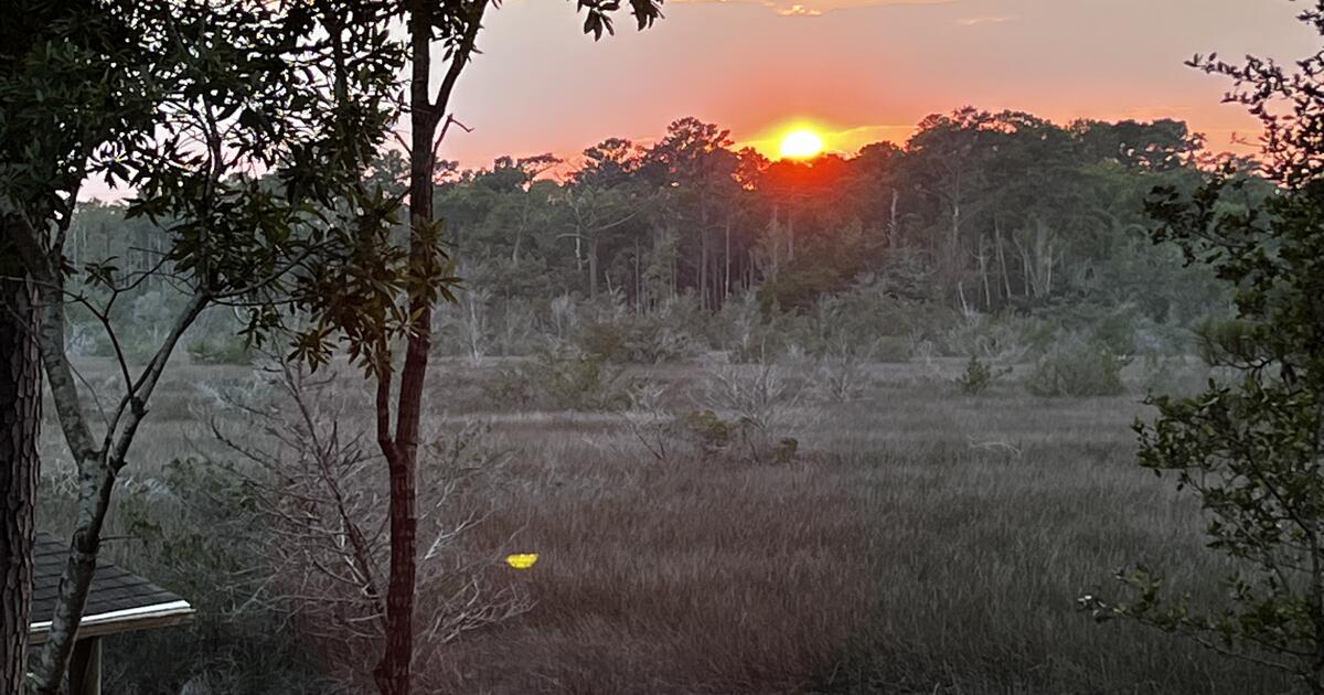 Waterfront Home + Adjoining Lot Package 1.32 Acres FSBO Star Hill Golf