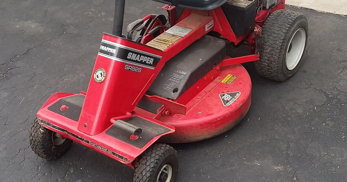 Snapper 28" Riding Lawn Mower for Free in Louisville, KY Finds — Nextdoor