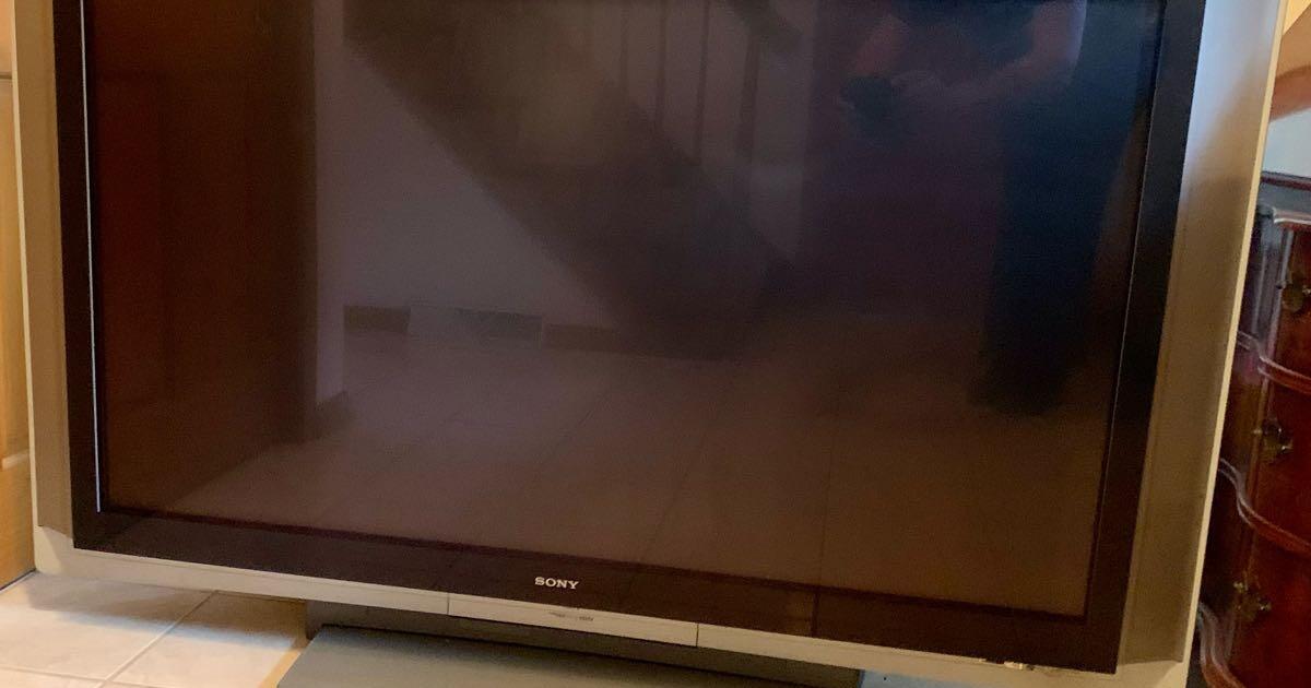 SONY Grand Wega LCD Rear Projection 60” TV for 500 in Westerville, OH