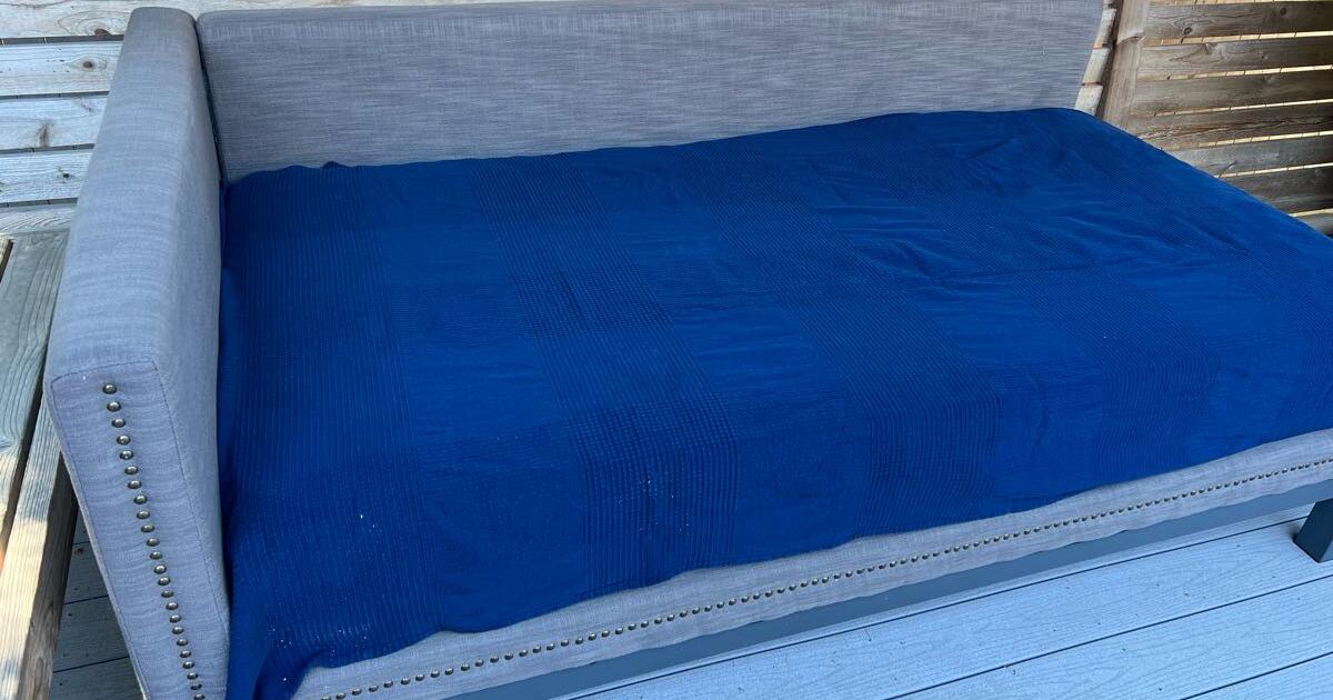 Free day bed for Free in Mercer Island, WA Finds — Nextdoor