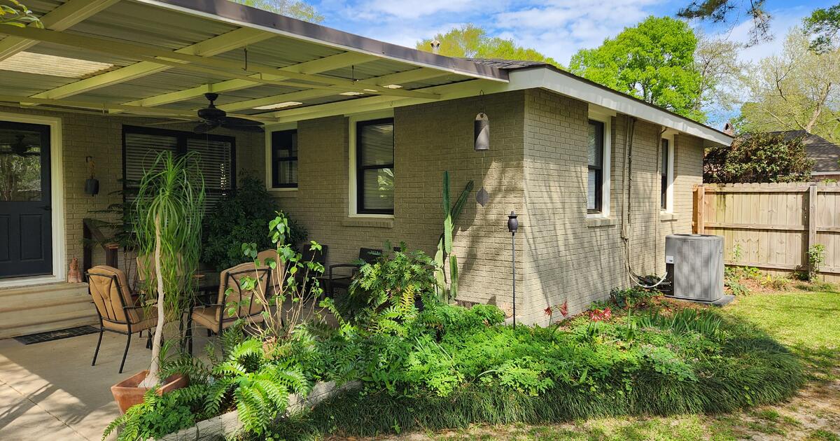 Home For Sale Near Zachary Historic District for 225000 in Zachary, LA