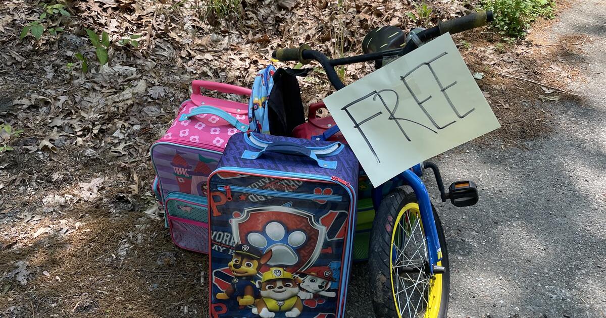 Curb alert: free kids suitcases and bike for Free in Harvard, MA | For ...
