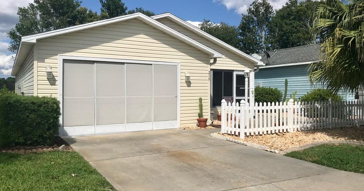 2/2 Patio Villa Long Term Rental for 1700 in Swedesboro, NJ For Sale