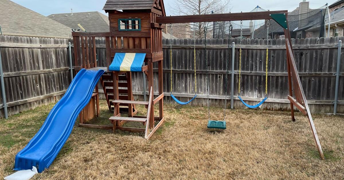 YardLine Play Systems Sky Climber II Playset in Little Elm, TX For