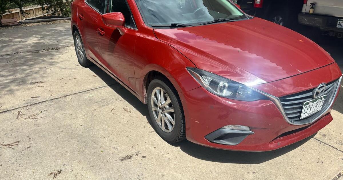 Mazda 3 For 6000