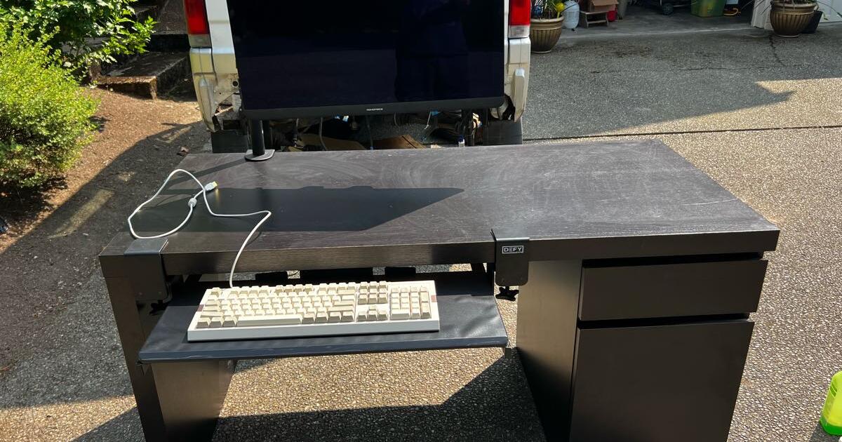 FREE Computer desk with 27” monitor and mechanical keyboard included