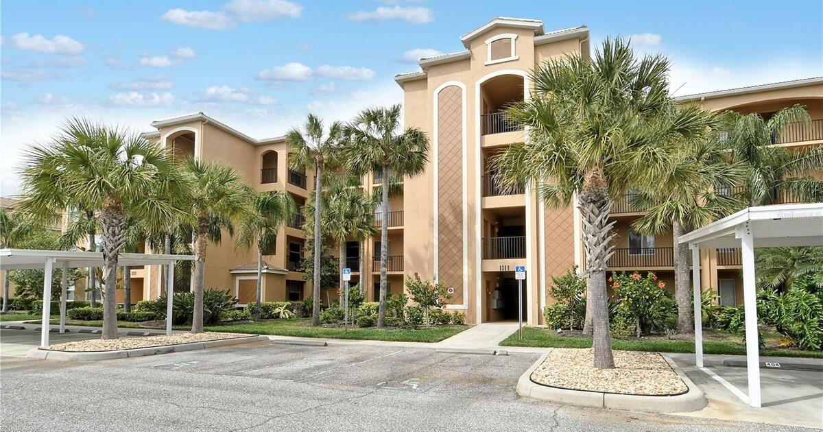 OPEN HOUSE SUNDAY 4/7 14P River Strand Top Floor, Deeded Golf