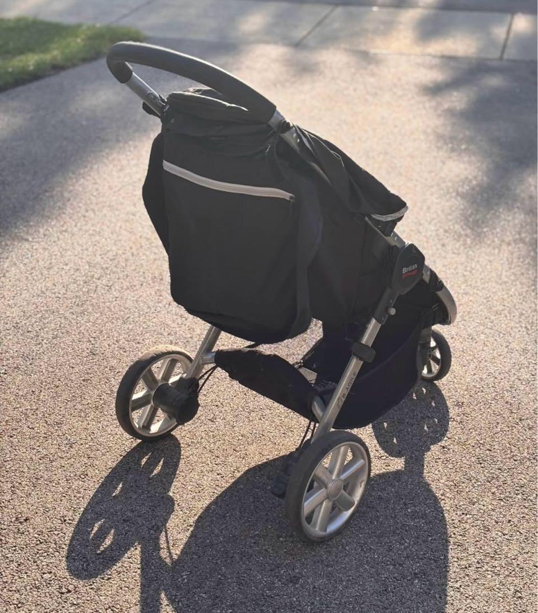 strollers compatible with uppababy mesa UPPAbaby VISTA V2 + MESA V2 Travel System main image 0