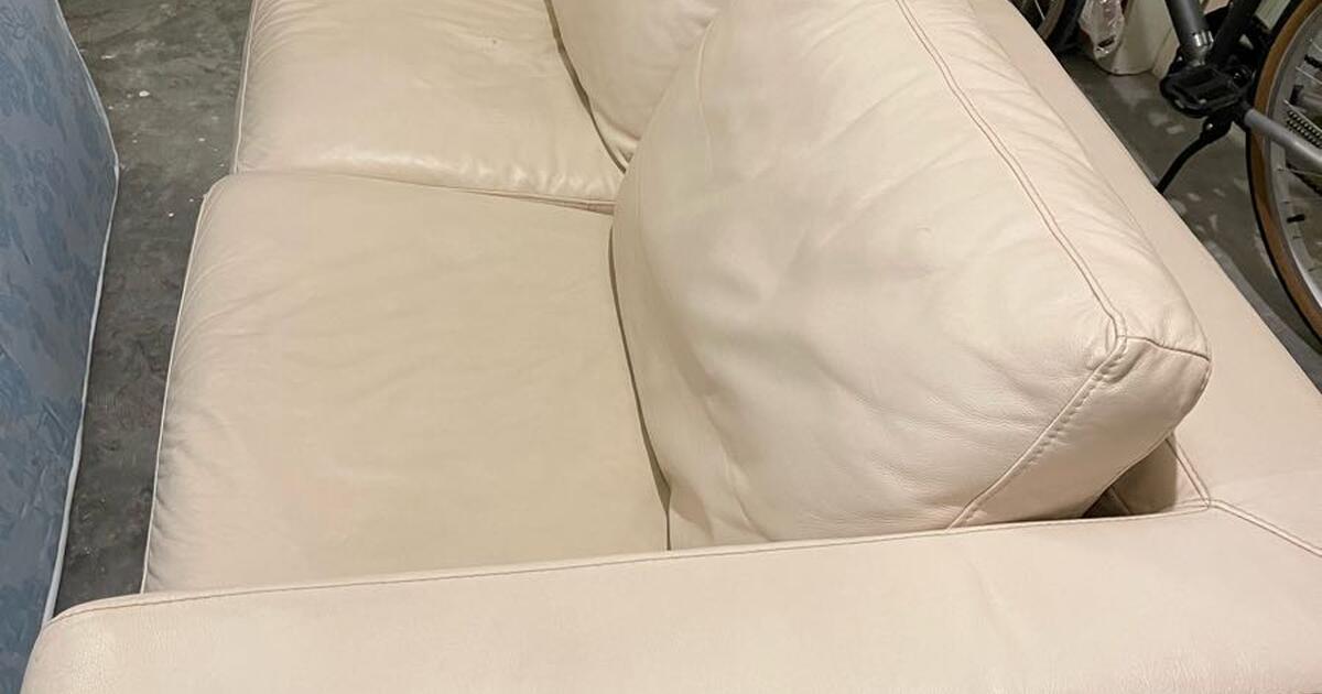 Used leather hideabed sofa for Free in Indian Harbour Beach, FL For