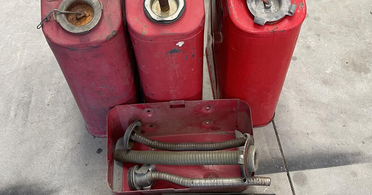 GI gas cans for 150 in Tehachapi, CA For Sale & Free — Nextdoor