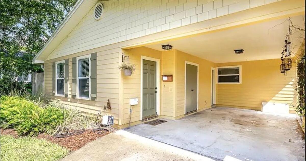 Lovely 3 bed 2 bath Utilities Included Furnished Apartment for 1610 in