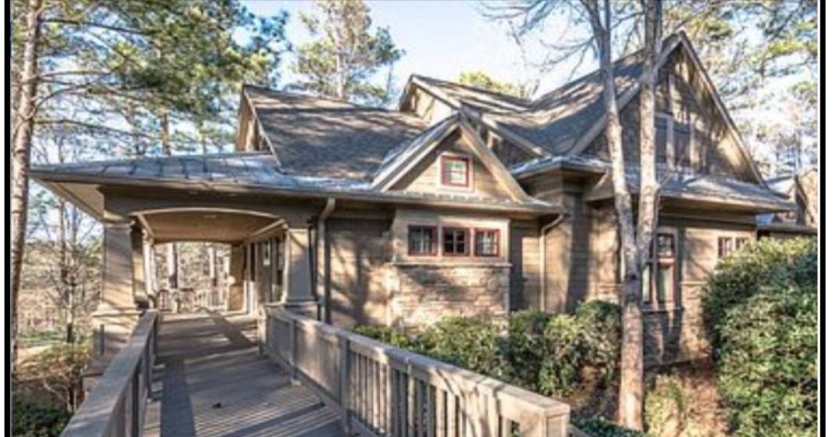 Reynolds Townhome for Rent for 3200 in Greensboro, GA For Sale