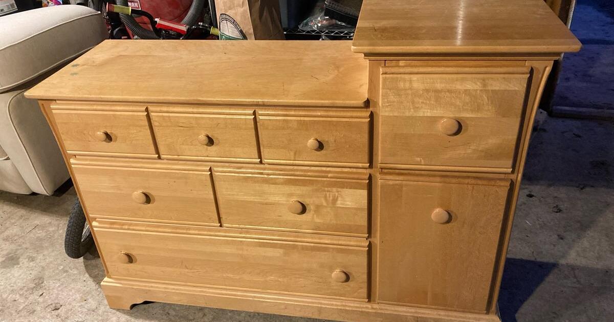 Dresser for 30 in Minneapolis, MN Finds — Nextdoor