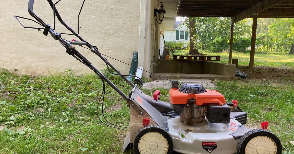 26" Turf Beast SelfPropel Mower for 200 in Pasadena, MD For Sale