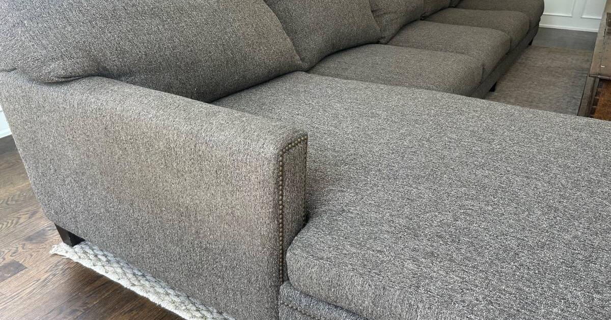 14' Burton James Sectional for 420 in Wilmette, IL For Sale & Free — Nextdoor