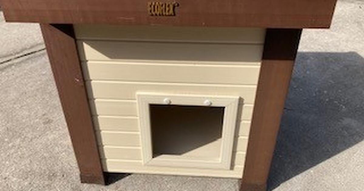 Indoor/Outdoor Cat Box for 45 in Beverly Hills, FL For Sale & Free