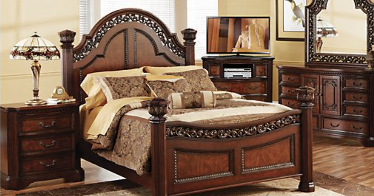 Beautiful King Bed, Side table, mattress and box springs for sale