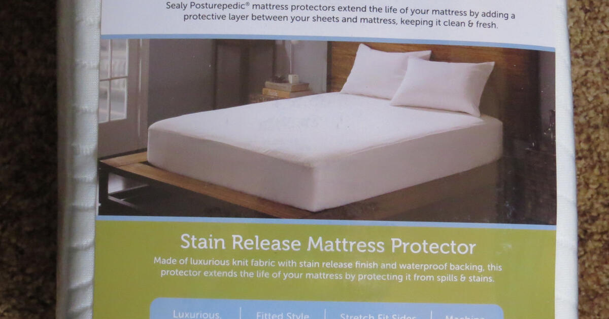 NEVER USED Mattress Cover King Size for 30 in Downers Grove, IL For Sale & Free — Nextdoor