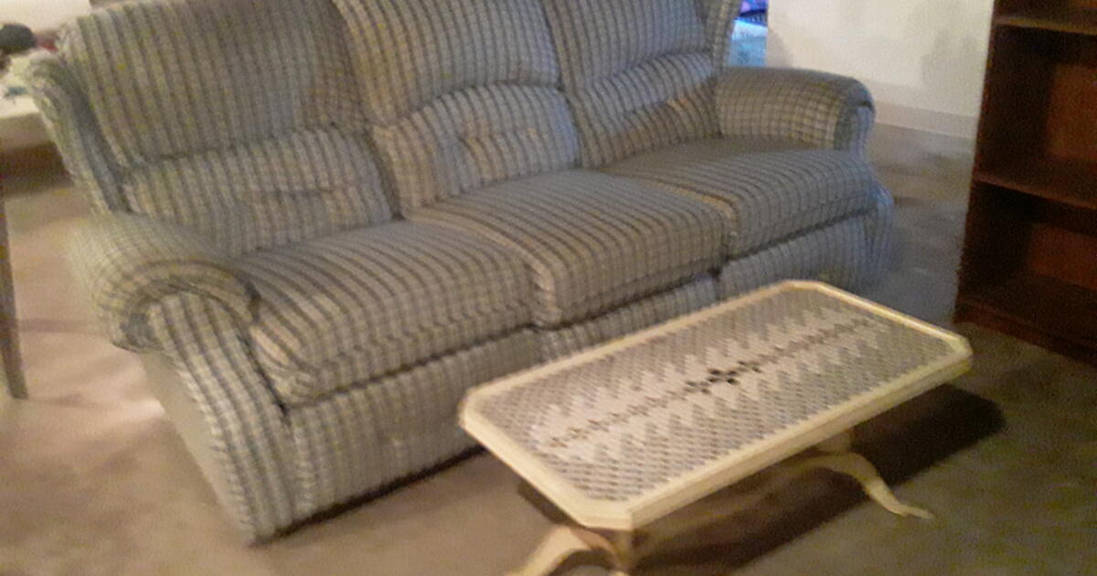 Free furniture for Free in Erlanger, KY For Sale & Free — Nextdoor