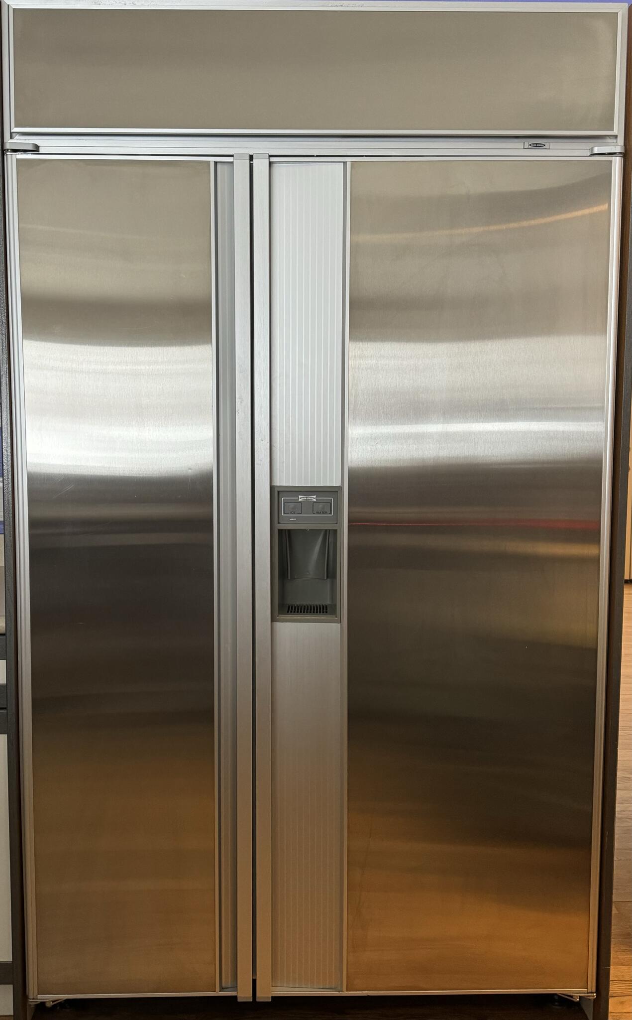 Sub Zero 590 Stainless Steel Fridge for 250 in Cherry Hills Village