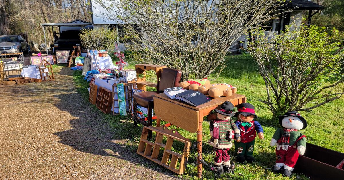 Yard Sale for $1 in Murfreesboro, TN | For Sale &amp; Free — Nextdoor