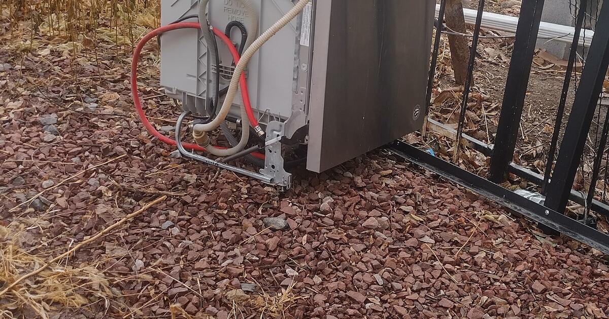 Scrap Metal Or Handyman Free Dishwasher for Free in Denver, CO For