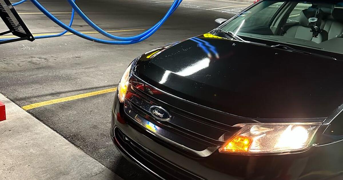 Ford fusion 2012 ,rebuilt title for 5000 in Louisville, KY For Sale