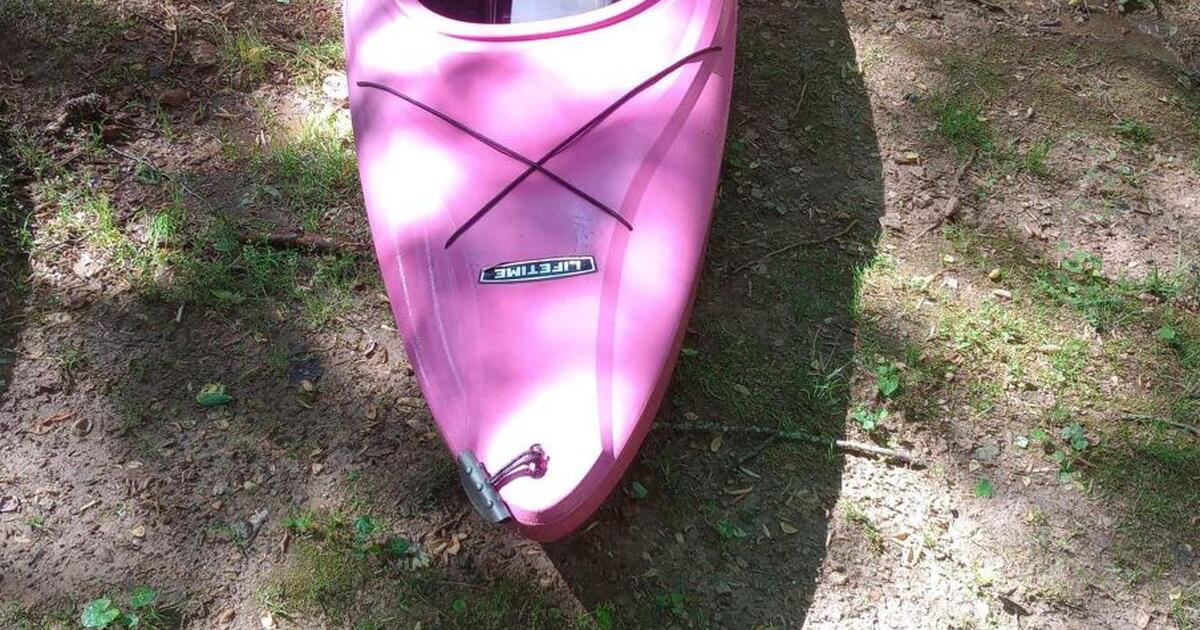 Pink Lifetime Kayak 200 OBO for 200 in Dawsonville, GA Finds — Nextdoor
