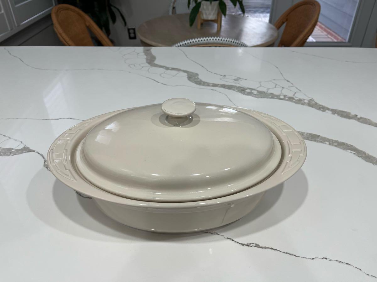 Longaberger oval casserole /dutch oven and basket combo