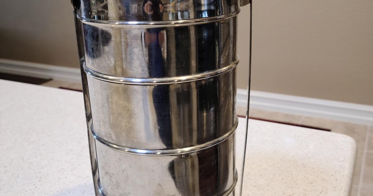 carry-on-food-steel-with-4-built-in-has-containers-new-for-28-in