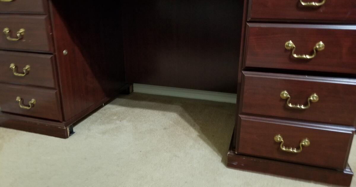 wooden office table for Free in Carrollton, TX Finds — Nextdoor