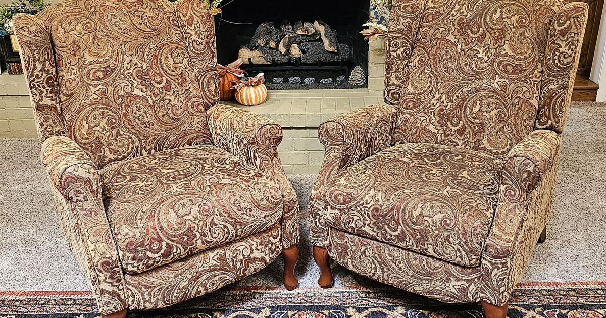 Two Wingback Recliners for 500 in Amarillo, TX For Sale & Free