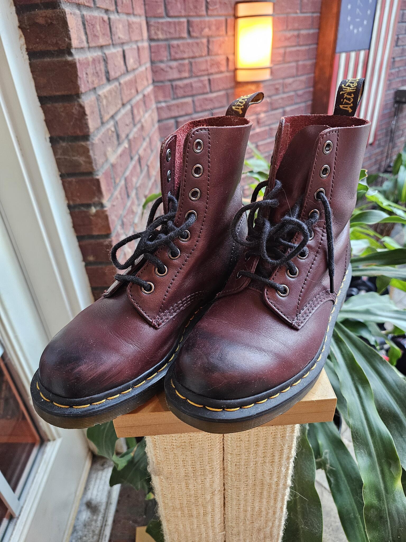 Sheffield Woods, Clarksville News, Crime, Lost Pets, Free Stuff