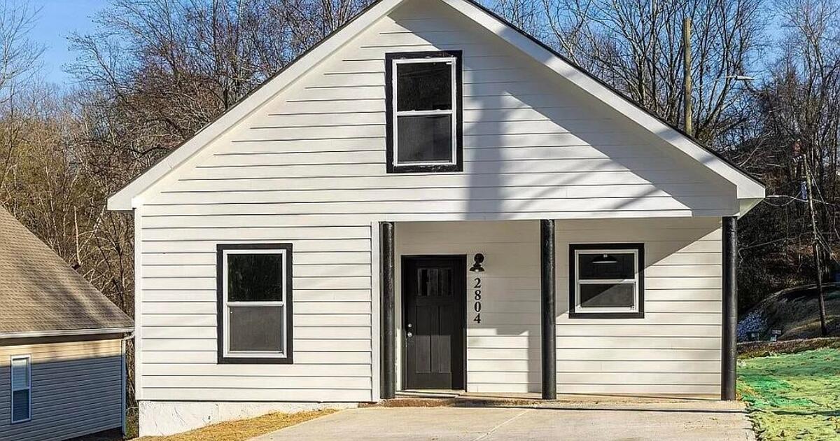 New Construction 4 Bed / 2 Bath Home For Sale for 339900 in Ooltewah