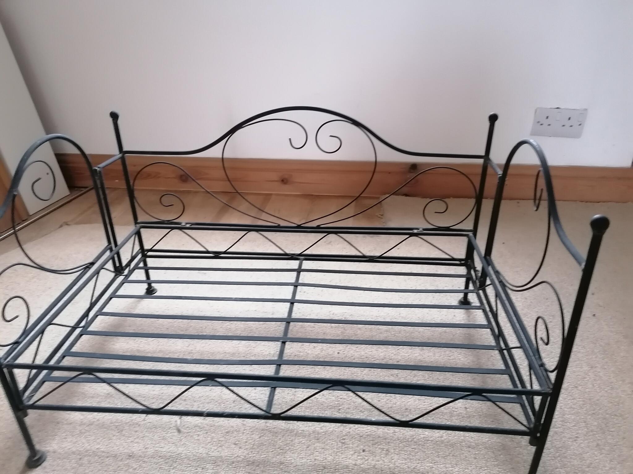 cast iron dog bed