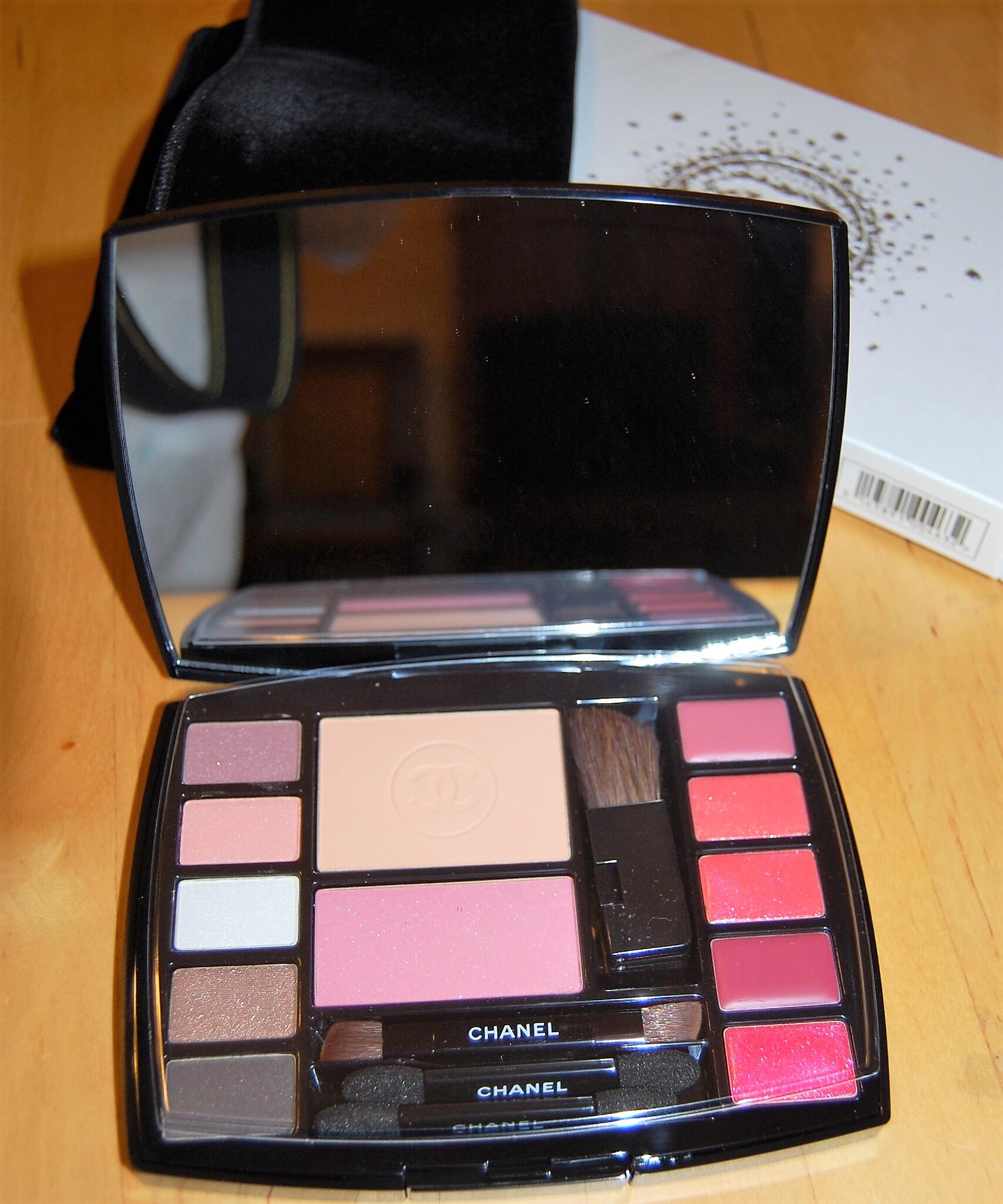 CHANEL Limited Edition Travel Makeup Palette For $50 In Irvine, CA