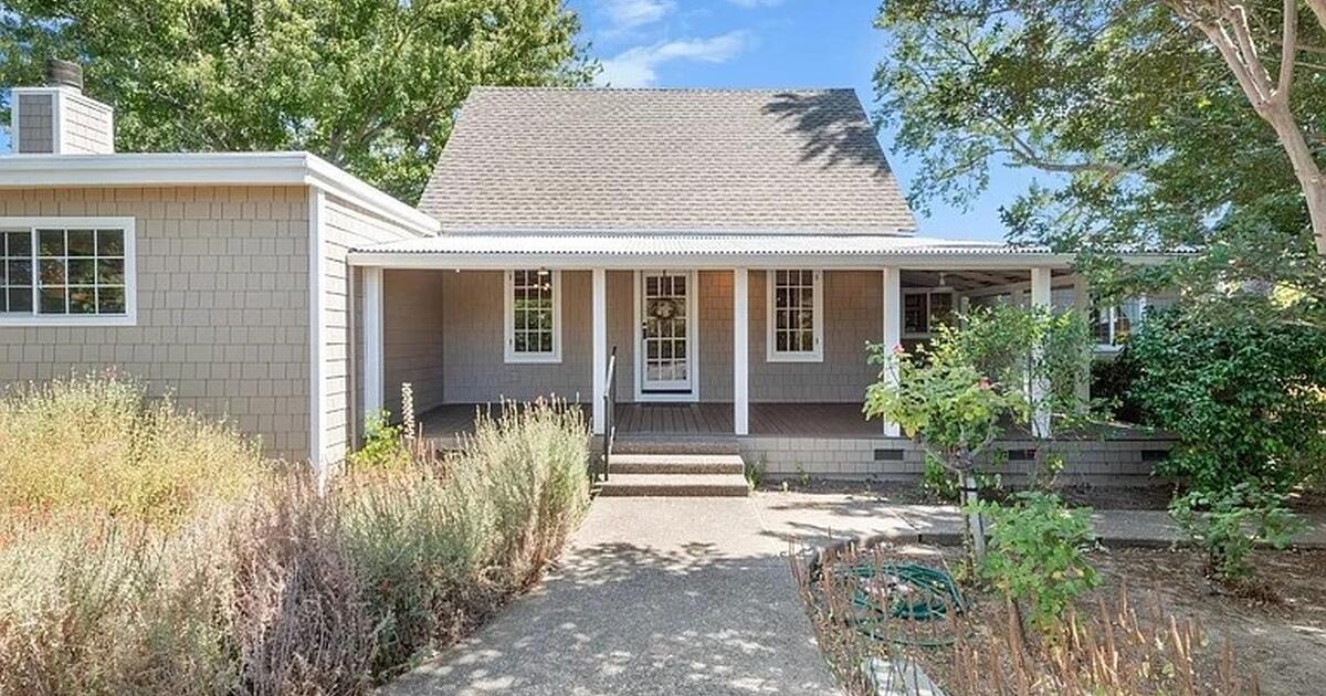 Central Yountville Home for Rent for 6900 in Yountville, CA For Sale