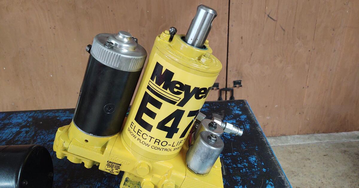 Meyer/Western snow plow pump repair for 500 in Morrison, CO For Sale
