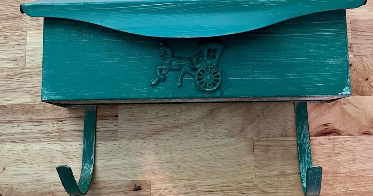 Vintage Metal Mailbox for 10 in Raleigh, NC For Sale & Free — Nextdoor