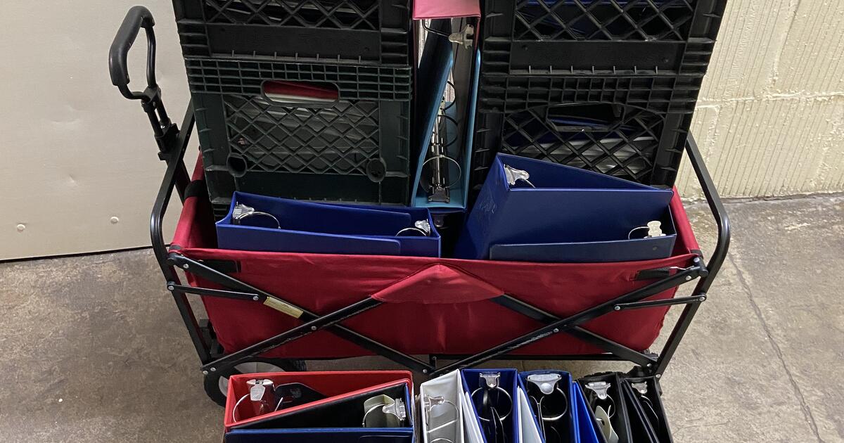 Anyone still use binders? for Free in Berkeley, CA For Sale & Free — Nextdoor