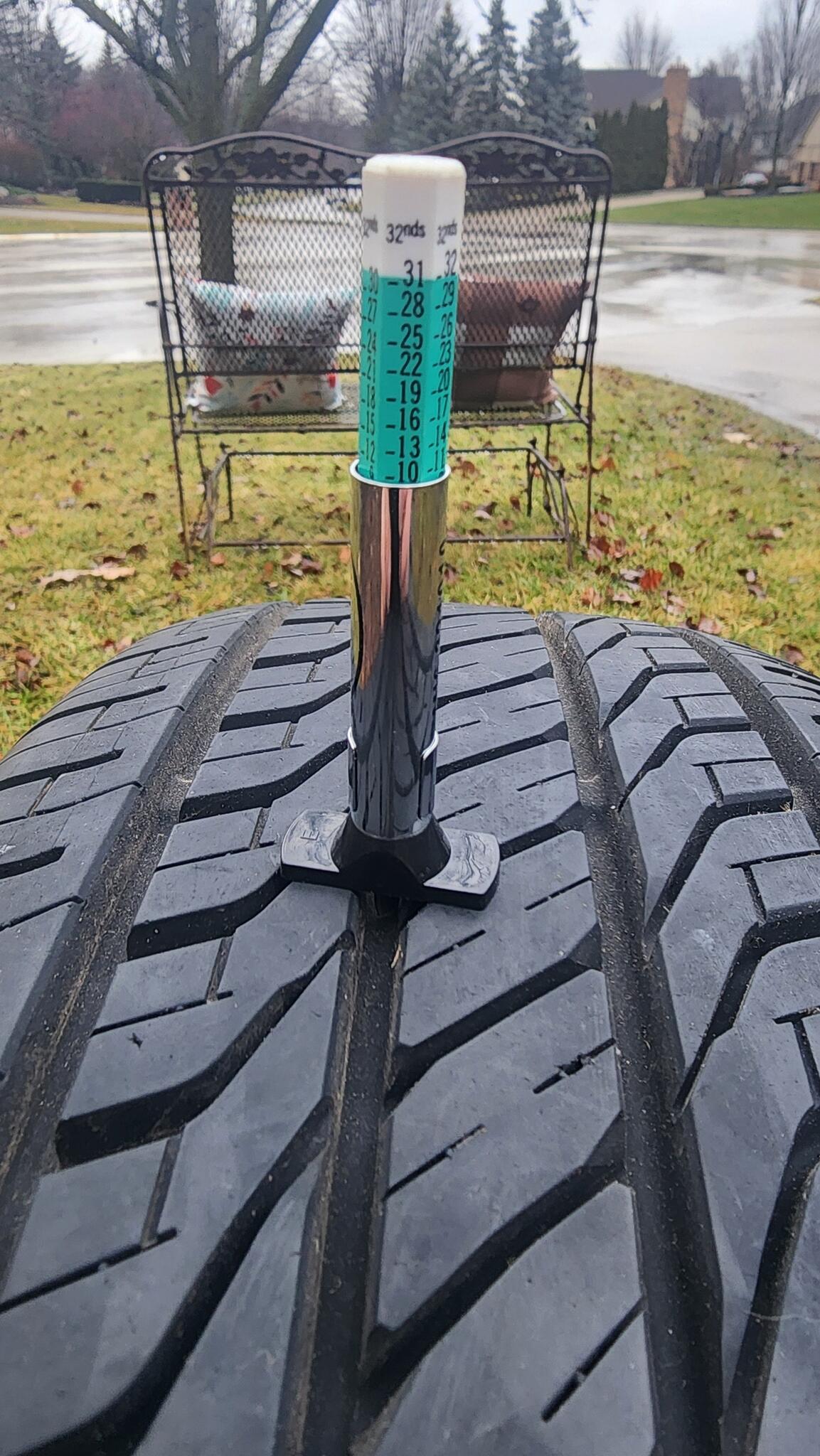 2 Semi-new Tires TOYO EXTENSA A/S P195/65R15 89T for Free in Rochester ...