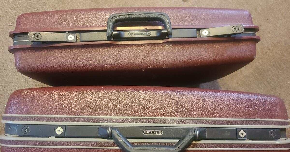 Vintage Samsonite Hardside Luggage for 25 in Mobile, AL For Sale