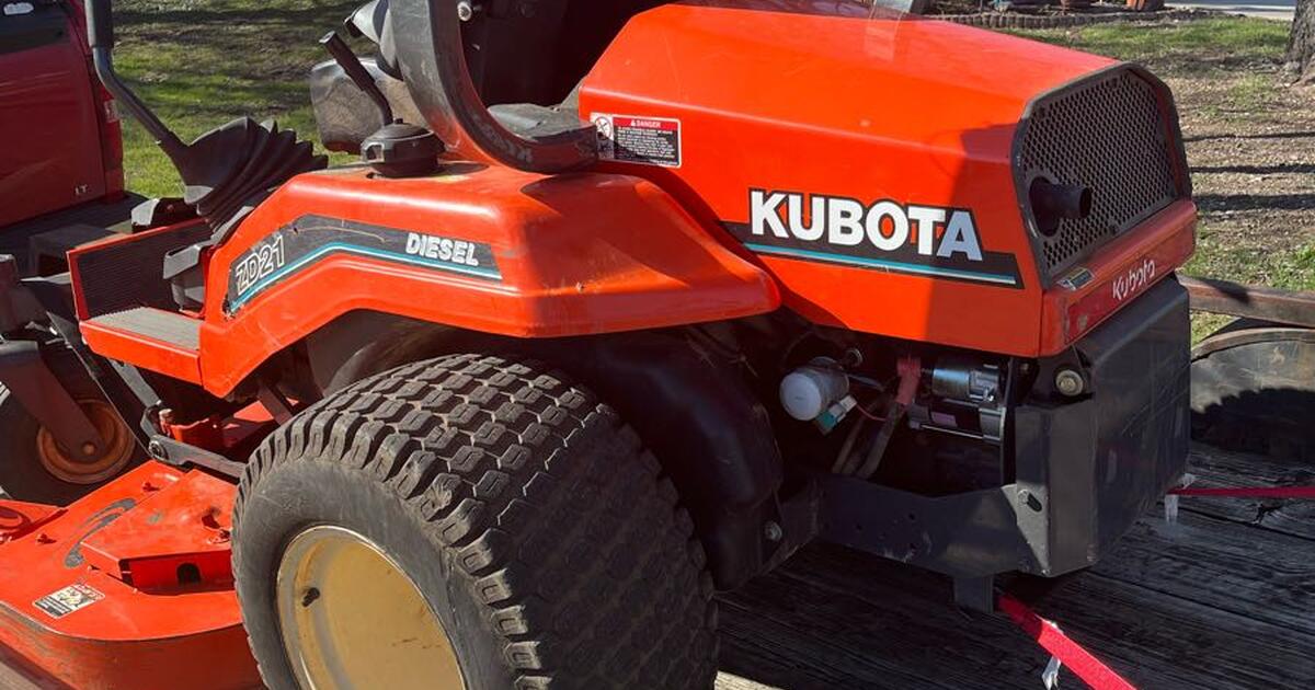 Kubota ZD21 diesel 60” zero turn mower for 4500 in Red Oak, TX For